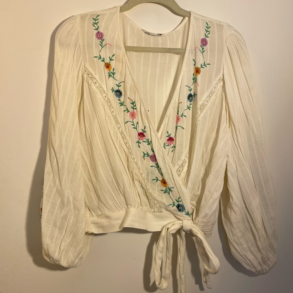 Floral Embroidered Peasant Top